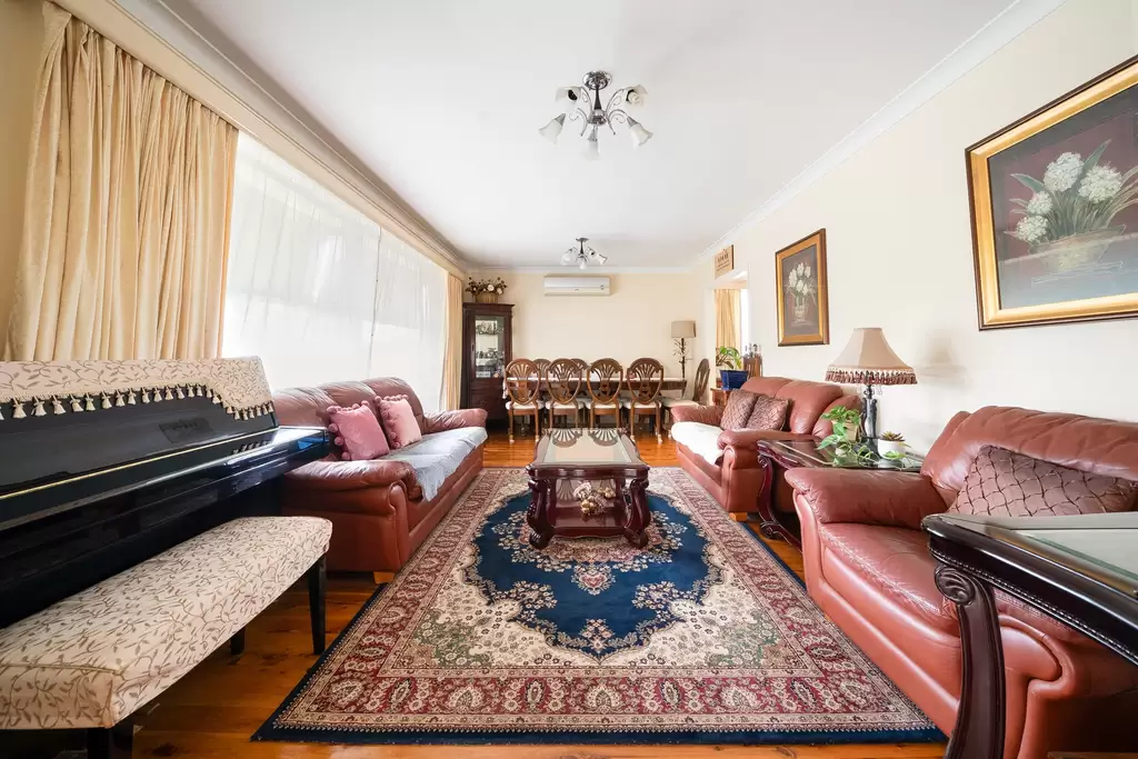 9 Oxley Avenue, Castle Hill, Castle Hill - Thumbnail 4