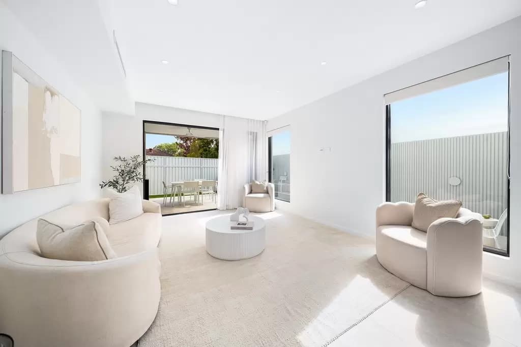 40 Palmer Street, Sefton, Sefton - Thumbnail 2