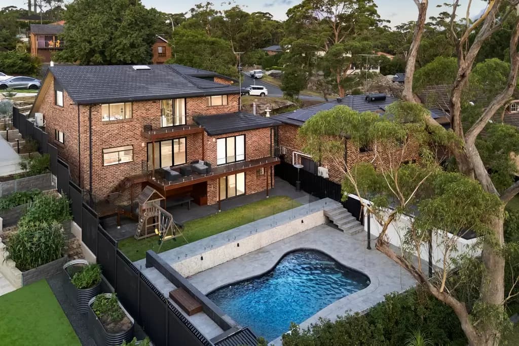 66 Brushwood Drive, Alfords Point, Alfords Point - Image 1