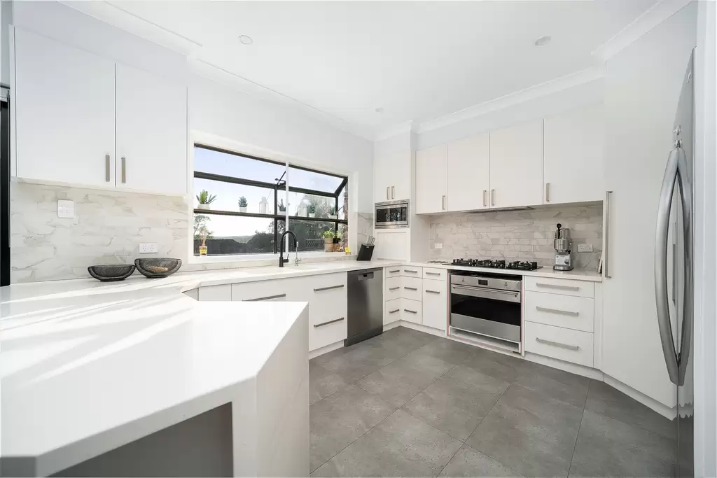 66 Brushwood Drive, Alfords Point, Alfords Point - Thumbnail 4