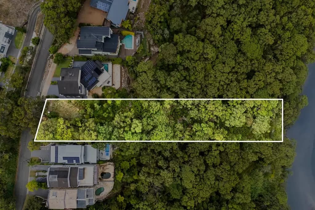 49 Sproule Road, Illawong, Illawong - Thumbnail 2
