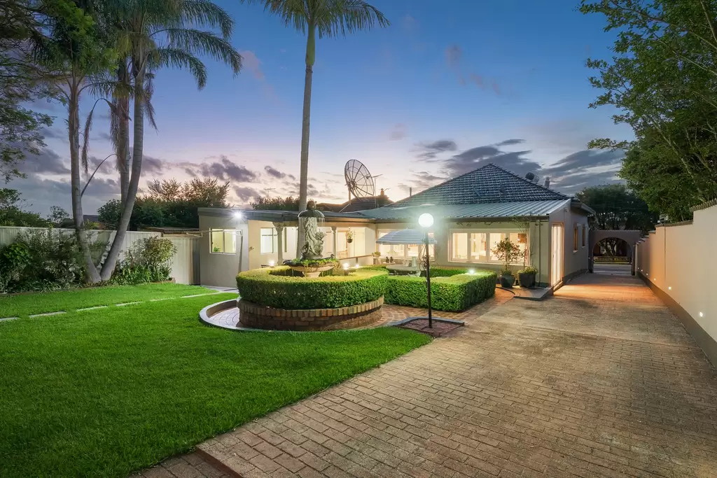 196 Queen Street, Ashfield, Ashfield - Image 1