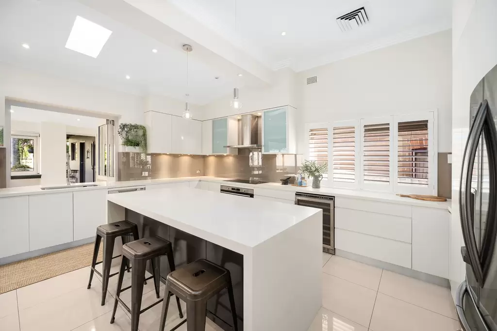 196 Queen Street, Ashfield, Ashfield - Thumbnail 4