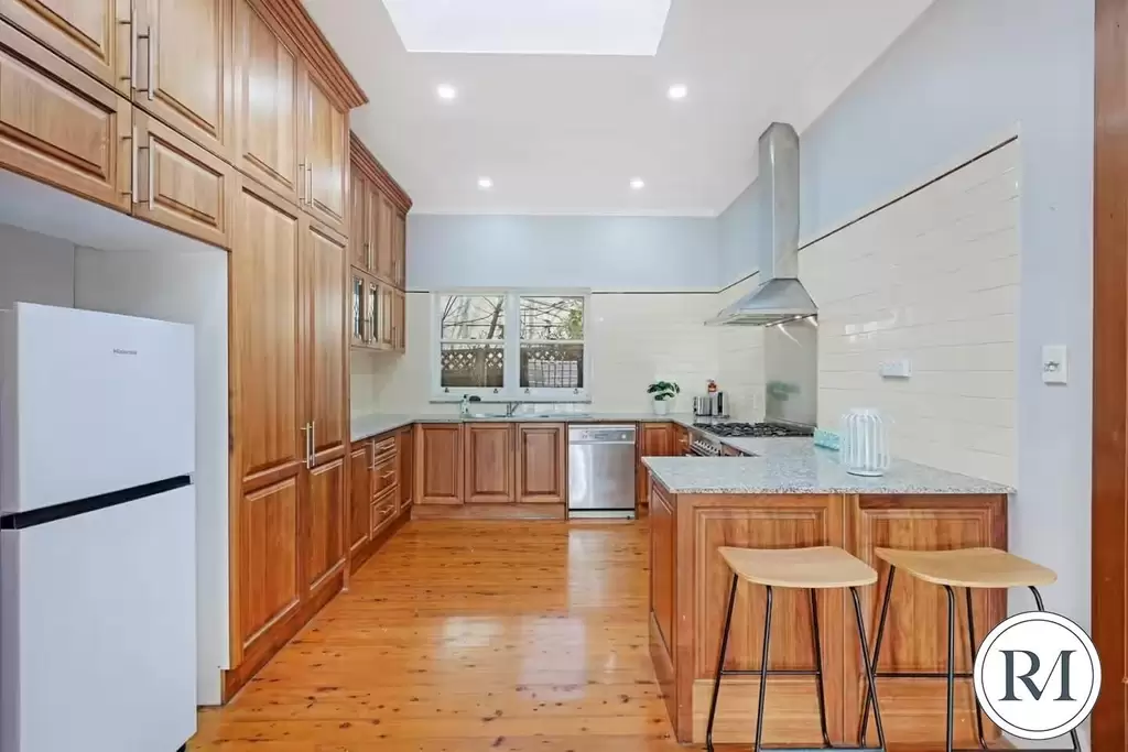 11 Nicholas Avenue, Campsie, Campsie - Thumbnail 2