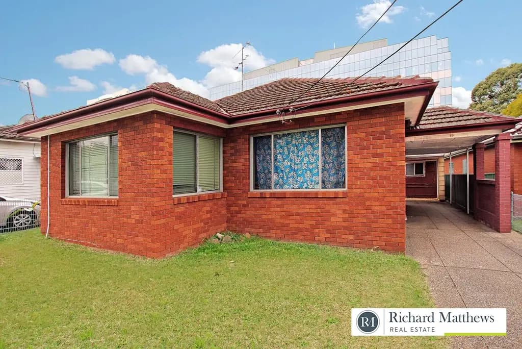13 & 19 Bungalow Crescent, Bankstown, Bankstown - Thumbnail 3
