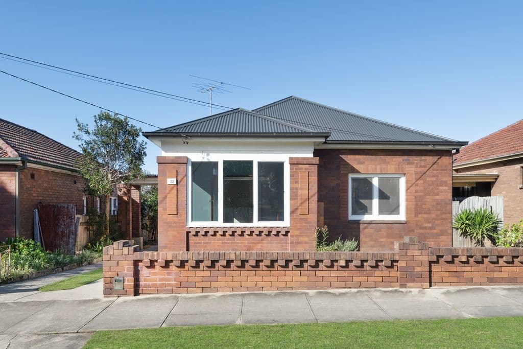 32 Arthur Street, Rodd Point - Thumbnail 2