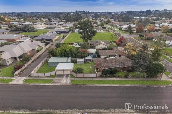 131 Rippon Road, Hamilton VIC 3300, Hamilton - Image 1