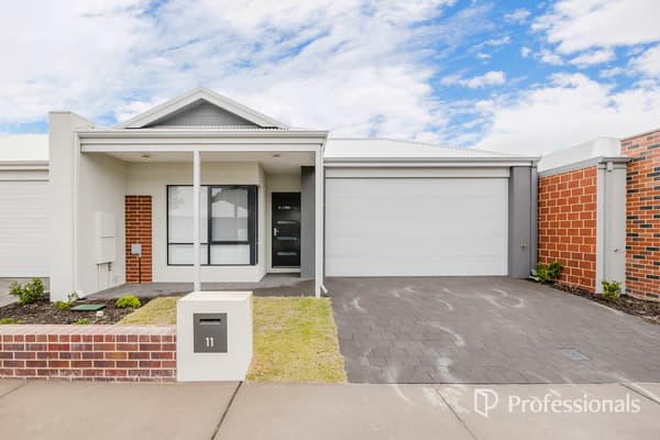 11 Cussington Way, Ellenbrook WA 6069, Ellenbrook - Image 1