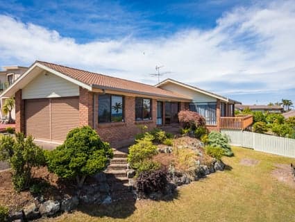 14 Telopea Crescent, Tura Beach - Thumbnail 2