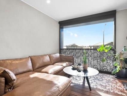 53 Edgar Avenue, Cranbourne South - Thumbnail 3