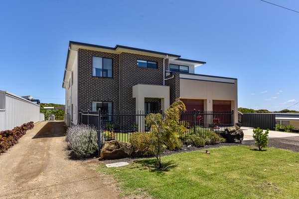 3/2 Ethel Street, Beachport SA 5280, Beachport - Image 1