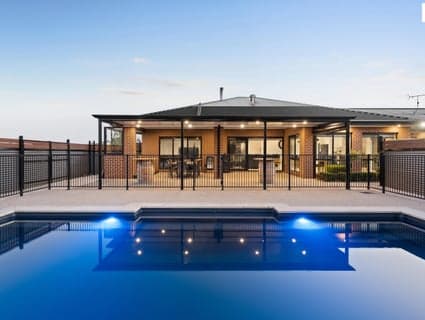 32 Shinners Close, Bunyip - Thumbnail 2