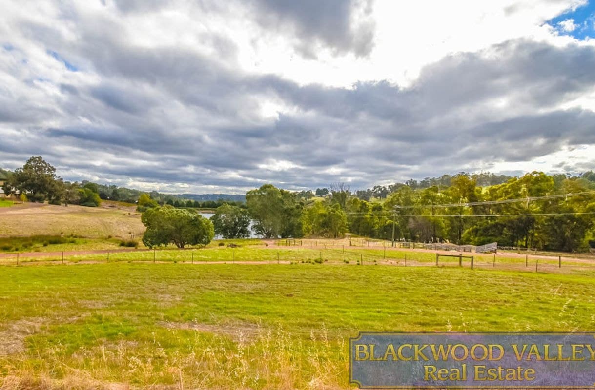 62 Robinia Way, Bridgetown, Bridgetown - Thumbnail 8
