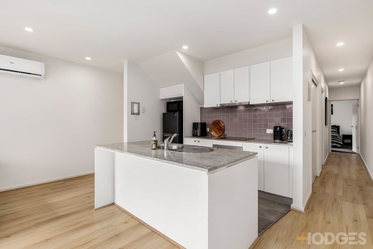 13 / 95 Highett Road, Hampton, VIC, 3188, Hampton - Thumbnail 3