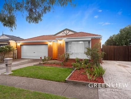 404, Cranbourne West - Thumbnail 2