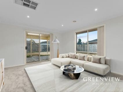 33 Charlbury Crescent, Cranbourne North - Thumbnail 7