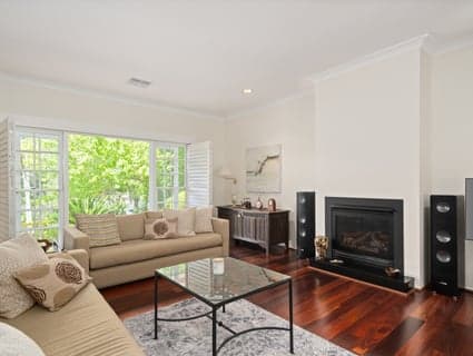 10 Lowry Crescent, St Ives - Thumbnail 3