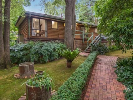 7 Hillside  Grove, Upwey - Image 1