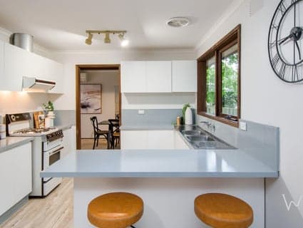 7 Hillside  Grove, Upwey - Thumbnail 4