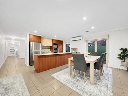 24 Fawkner Lane, Craigieburn - Thumbnail 3