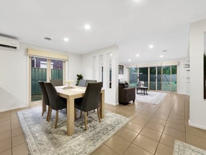24 Fawkner Lane, Craigieburn - Thumbnail 5