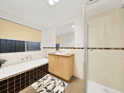 24 Fawkner Lane, Craigieburn - Thumbnail 7