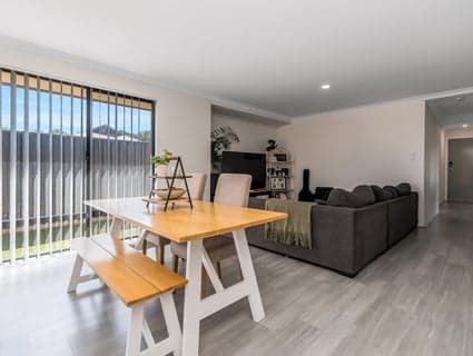 13 Moonee Street, Lakelands - Thumbnail 4