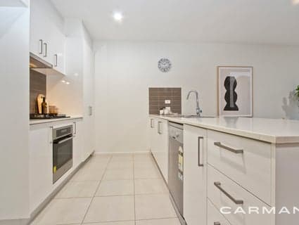 8 Denistoun Crescent, Cranbourne - Thumbnail 8