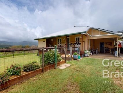 420 Marlborough-Sarina Road, Sarina - Image 1
