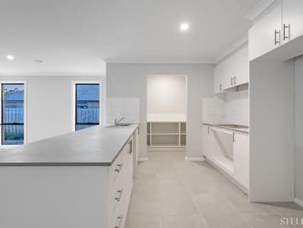 38 Goldshine Crescent, Drouin - Thumbnail 2