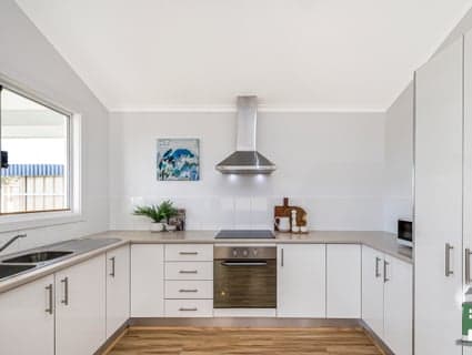 22 Rambures Way, Hamilton Hill - Thumbnail 5
