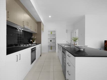 104 Spearmint Boulevard, Manor Lakes - Thumbnail 6