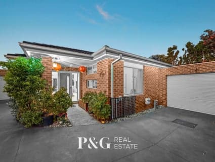 26a Robinson Crescent, Hampton Park - Image 1