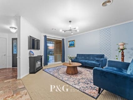 16 Warrenwood Place, Narre Warren - Thumbnail 4