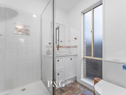 16 Warrenwood Place, Narre Warren - Thumbnail 8