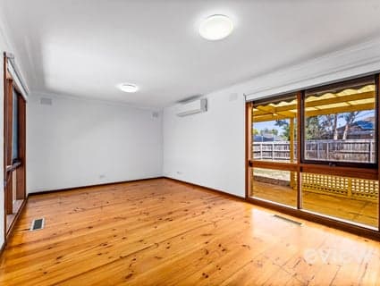 9 Quartok Avenue, Werribee - Thumbnail 4