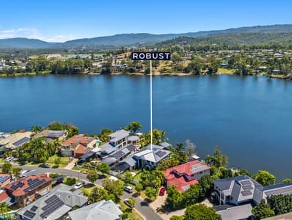 27 Brittany Drive, Oxenford - Thumbnail 2