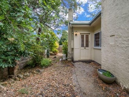 22 Broadway, Belgrave - Image 1