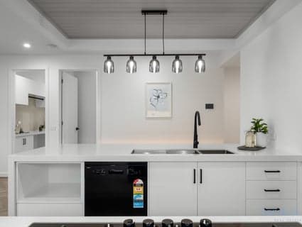 18 Forrest Green Drive, Armstrong Creek - Thumbnail 3