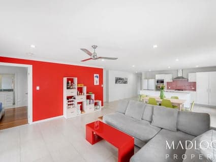 27 Briffney Street, Kirkwood - Thumbnail 4