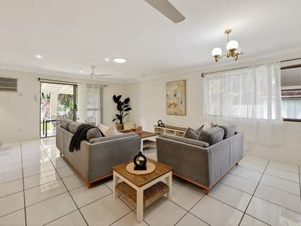 9 Wistaria Court, Annandale - Thumbnail 4