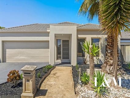 77 Mareeba Way, Craigieburn - Image 1