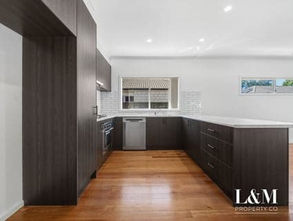 77 Mareeba Way, Craigieburn - Thumbnail 3