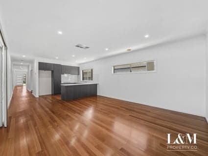 77 Mareeba Way, Craigieburn - Thumbnail 7