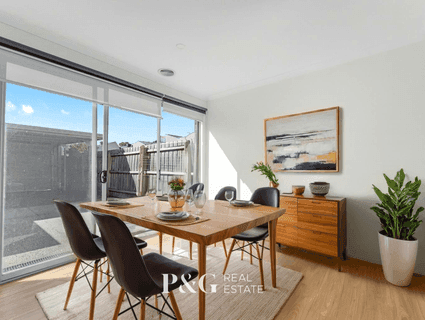 97 Lynbrook Boulevard, Lynbrook - Thumbnail 3