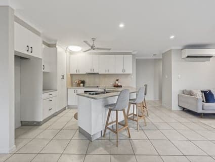 7 Dugong Court, Bushland Beach - Thumbnail 2