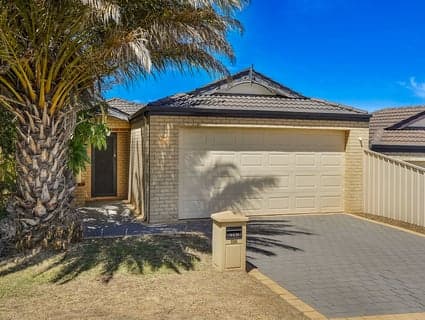47B Matta Way, Pearsall - Image 1
