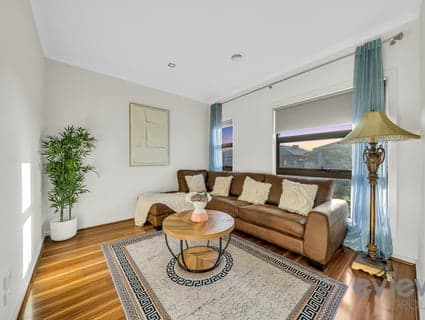 10 Stately Avenue, Wyndham Vale - Thumbnail 4