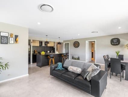10 Grand Parade, Rutherford - Thumbnail 3