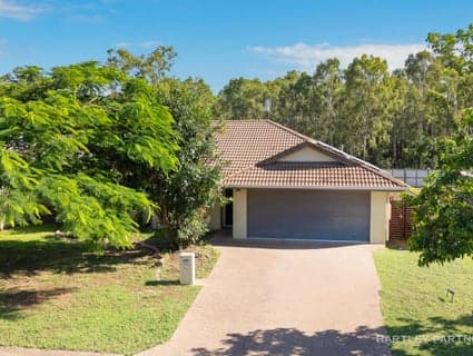 404, Bushland Beach - Image 1